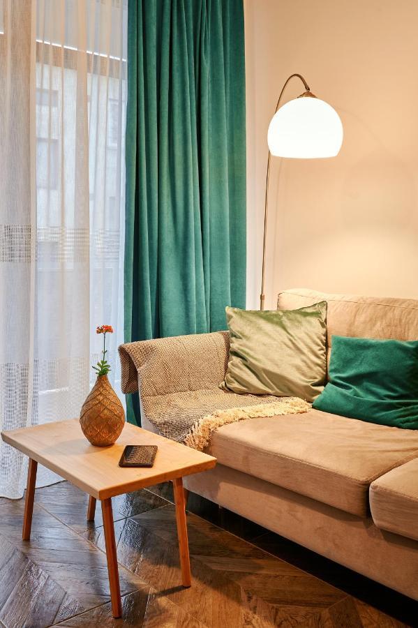 Nuuc Aparthotel Kolozsvár Kültér fotó